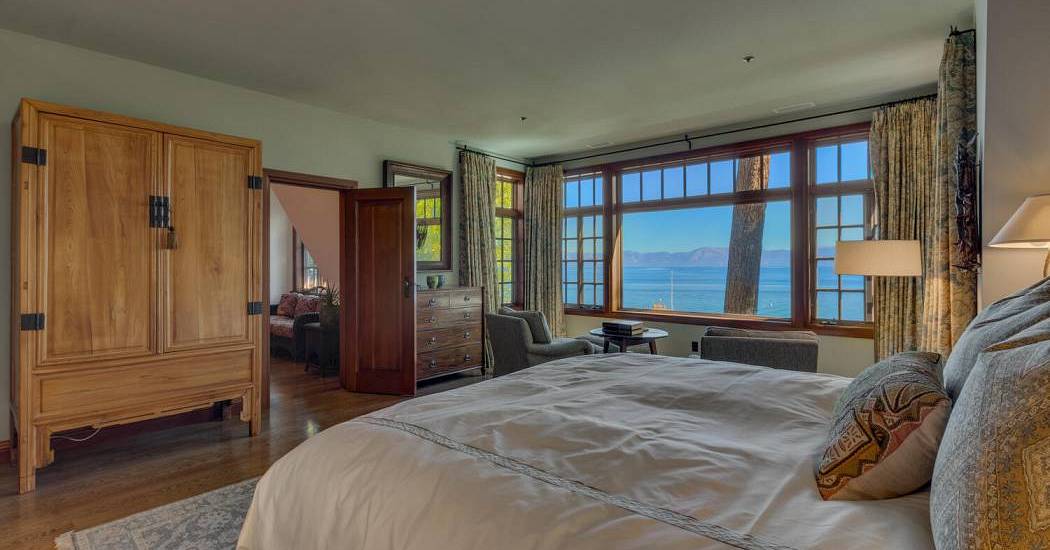 2020_w_lake_blvd_tahoe_city_ca-large-063-062-bedroom_en_suite-1500x1000-72dpi_0.jpeg