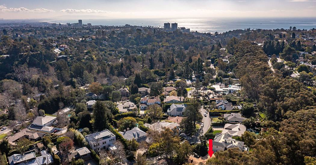 835 Greentree Rd Los Angeles-print-005-004-DJI 0931Edit-4200x2798-300dpi.jpg