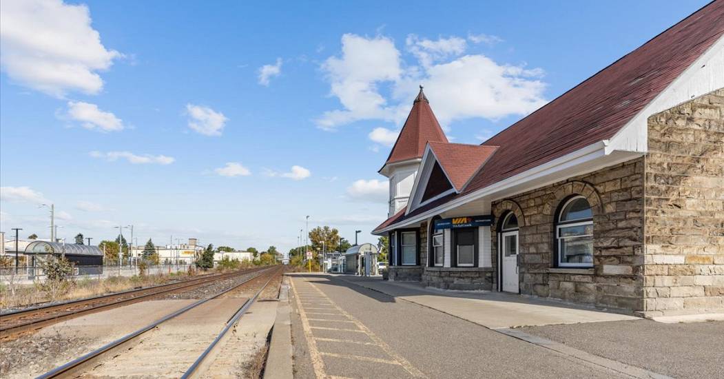 53-Georgetown GO Train.jpg