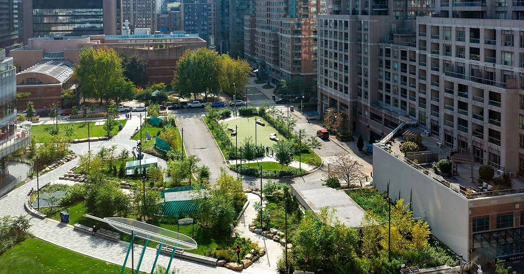 014-All-Windows-In-the-Suite-Look-Down-to-the-New-Urban-Park.jpg