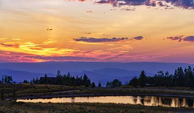 GORGEOUS LAND ON TOP OF THE WORLD