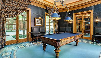 Cue Up: Beautifully Designed Billiard Rooms