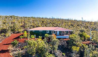 Rustic Mauka Retreat