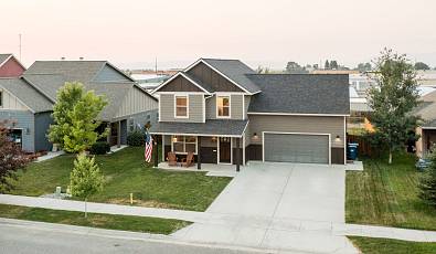 Stunning Craftsman Style Home with a Guest Wing 