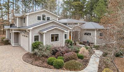 Custom Craftsman Just 5 minutes from Duke University